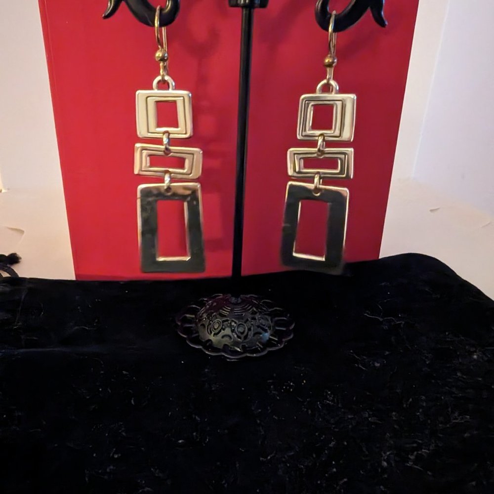 Silver fashion earrings